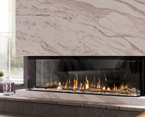 Como é que uma lareira elétrica beneficia um espaço em termos estéticos?